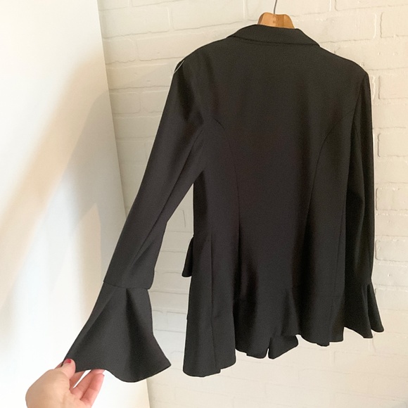 C/meo Collective Blazer Ruffled Goth Statement Pockets Flare sleeve Tuxedo Sz L - Picture 13 of 14